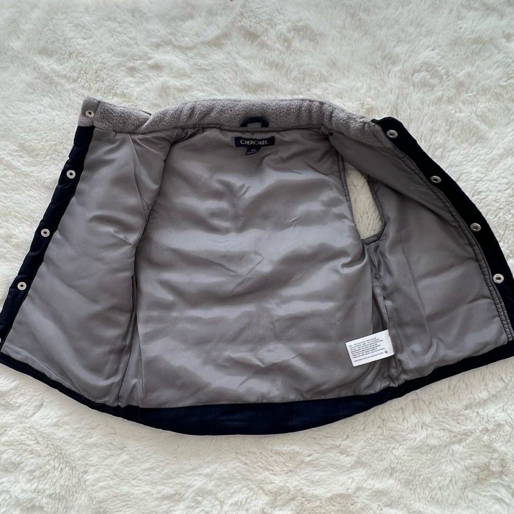 CHEROKEE Boys Puffer Vest sz.4T - Picture 4 of 8